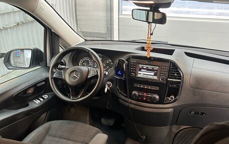 Mercedes-Benz Vito, 2016 год, 2 450 000 рублей, 19 фотография