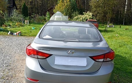 Hyundai Elantra V, 2015 год, 1 250 000 рублей, 3 фотография