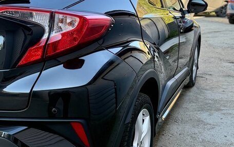 Toyota C-HR I рестайлинг, 2017 год, 1 590 000 рублей, 7 фотография