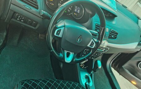Renault Megane III, 2010 год, 560 000 рублей, 2 фотография