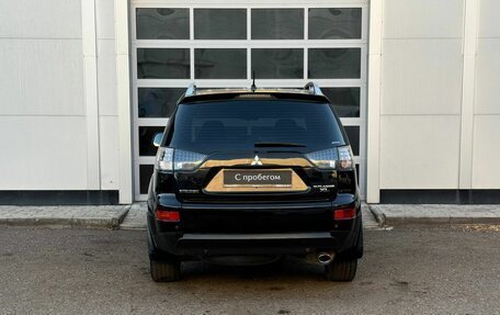 Mitsubishi Outlander III рестайлинг 3, 2008 год, 900 000 рублей, 4 фотография