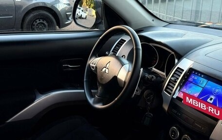 Mitsubishi Outlander III рестайлинг 3, 2008 год, 900 000 рублей, 16 фотография