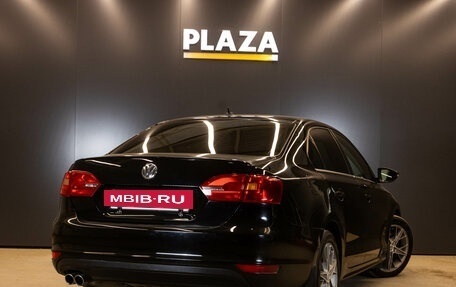 Volkswagen Jetta VI, 2012 год, 990 000 рублей, 4 фотография