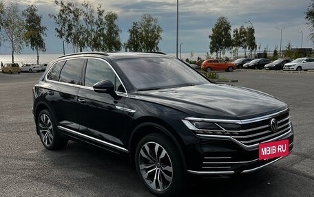 Volkswagen Touareg III, 2021 год, 8 999 999 рублей, 10 фотография