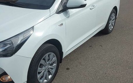 Hyundai Solaris II рестайлинг, 2020 год, 1 200 000 рублей, 6 фотография