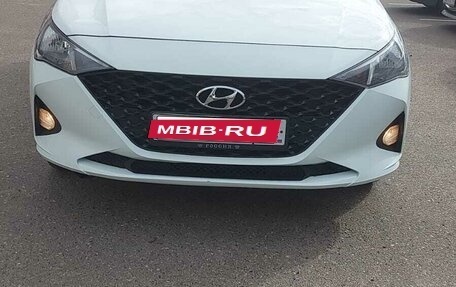 Hyundai Solaris II рестайлинг, 2020 год, 1 200 000 рублей, 3 фотография