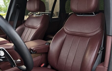 Land Rover Range Rover IV рестайлинг, 2022 год, 20 900 000 рублей, 12 фотография