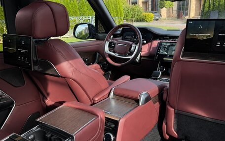 Land Rover Range Rover IV рестайлинг, 2022 год, 20 900 000 рублей, 9 фотография