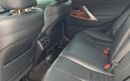 Toyota Camry, 2011 год, 2 000 000 рублей, 5 фотография