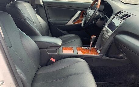 Toyota Camry, 2011 год, 2 000 000 рублей, 11 фотография