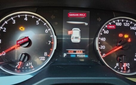 Toyota RAV4, 2022 год, 3 000 000 рублей, 10 фотография