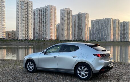 Mazda 3, 2021 год, 1 400 000 рублей, 3 фотография