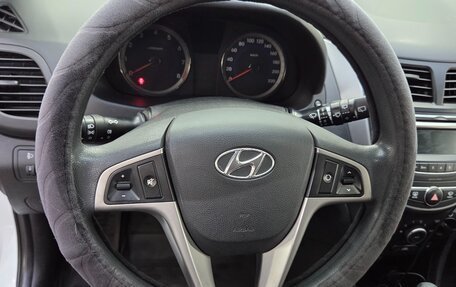 Hyundai Solaris II рестайлинг, 2015 год, 930 000 рублей, 8 фотография