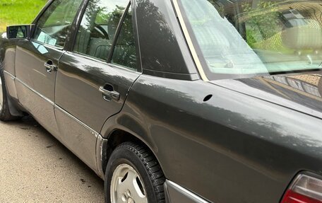 Mercedes-Benz W124, 1990 год, 300 000 рублей, 6 фотография