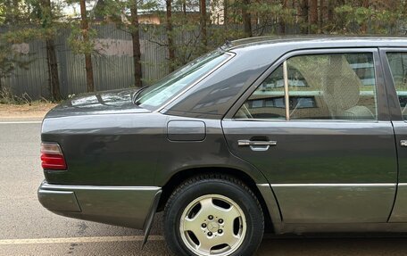Mercedes-Benz W124, 1990 год, 300 000 рублей, 14 фотография
