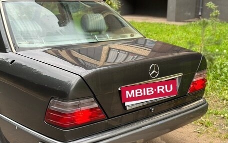 Mercedes-Benz W124, 1990 год, 300 000 рублей, 8 фотография