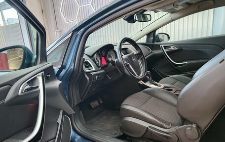 Opel Astra J, 2013 год, 1 000 000 рублей, 10 фотография
