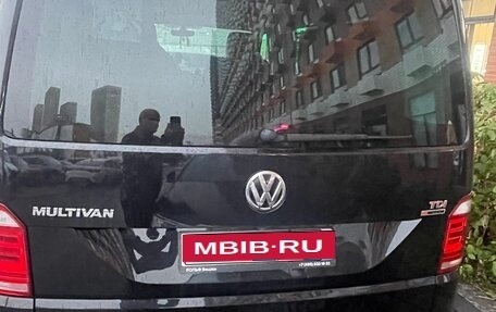 Volkswagen Multivan T6 рестайлинг, 2018 год, 4 800 рублей, 1 фотография