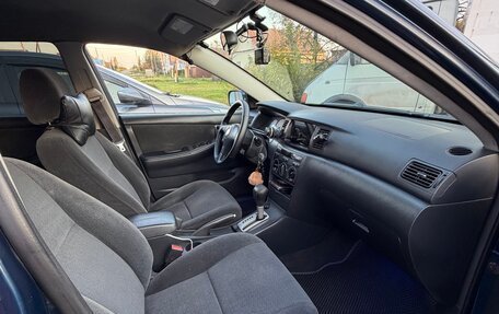Toyota Corolla, 2003 год, 600 000 рублей, 8 фотография