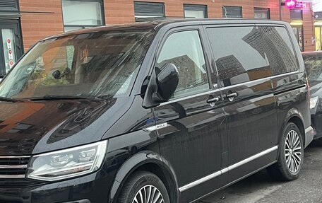 Volkswagen Multivan T6 рестайлинг, 2018 год, 4 800 рублей, 2 фотография