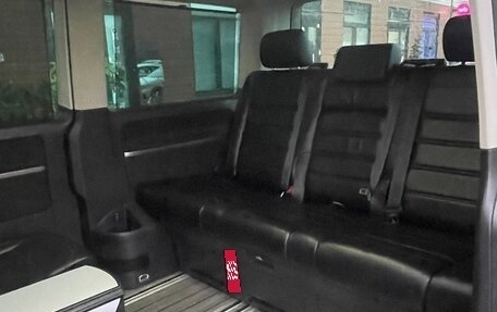 Volkswagen Multivan T6 рестайлинг, 2018 год, 4 800 рублей, 6 фотография