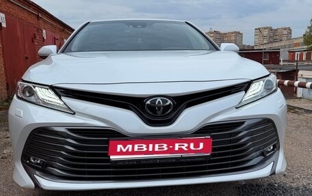 Toyota Camry, 2019 год, 3 450 рублей, 1 фотография