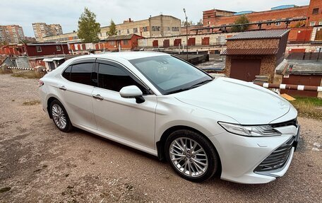 Toyota Camry, 2019 год, 3 450 рублей, 17 фотография