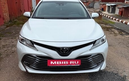 Toyota Camry, 2019 год, 3 450 рублей, 21 фотография