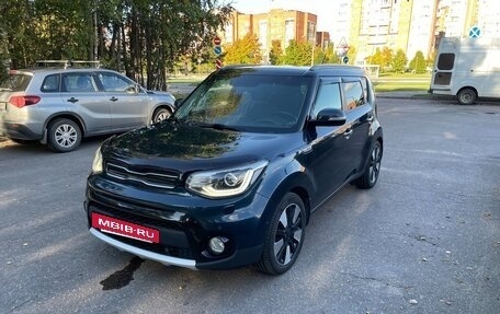 KIA Soul II рестайлинг, 2017 год, 2 000 000 рублей, 3 фотография