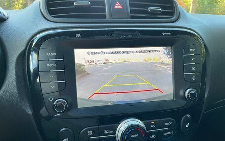 KIA Soul II рестайлинг, 2017 год, 2 000 000 рублей, 16 фотография