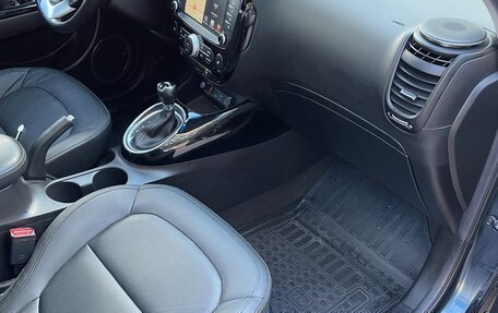 KIA Soul II рестайлинг, 2017 год, 2 000 000 рублей, 26 фотография