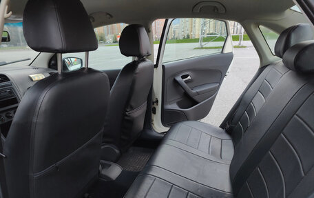 Volkswagen Polo VI (EU Market), 2011 год, 350 000 рублей, 21 фотография