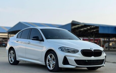 BMW 1 серия, 2023 год, 1 790 000 рублей, 2 фотография