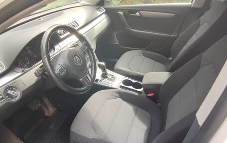 Volkswagen Passat B7, 2013 год, 1 790 000 рублей, 2 фотография