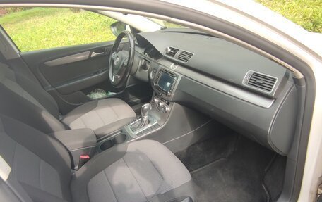 Volkswagen Passat B7, 2013 год, 1 790 000 рублей, 8 фотография
