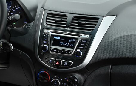 Hyundai Solaris II рестайлинг, 2015 год, 949 000 рублей, 7 фотография