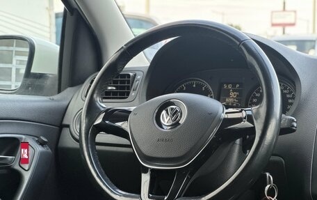Volkswagen Polo VI (EU Market), 2017 год, 1 300 000 рублей, 11 фотография