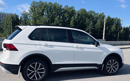 Volkswagen Tiguan II, 2019 год, 3 950 000 рублей, 1 фотография