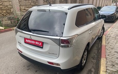 Mitsubishi Outlander III рестайлинг 3, 2013 год, 1 700 000 рублей, 1 фотография