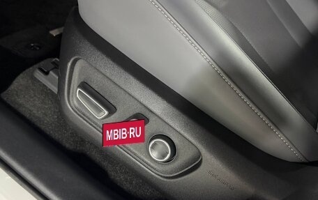 Toyota RAV4, 2026 год, 4 250 000 рублей, 13 фотография