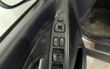 Hyundai ix35 I рестайлинг, 2011 год, 1 150 000 рублей, 10 фотография