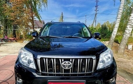 Toyota Land Cruiser Prado 150 рестайлинг 2, 2010 год, 1 900 000 рублей, 1 фотография