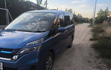 Nissan Serena IV, 2018 год, 2 200 000 рублей, 2 фотография