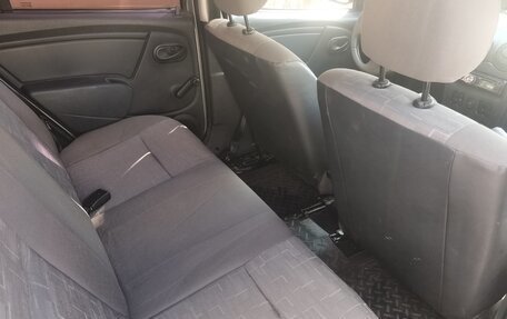 Renault Sandero I, 2010 год, 500 000 рублей, 3 фотография