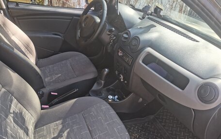 Renault Sandero I, 2010 год, 500 000 рублей, 4 фотография