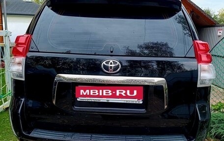 Toyota Land Cruiser Prado 150 рестайлинг 2, 2010 год, 1 900 000 рублей, 4 фотография