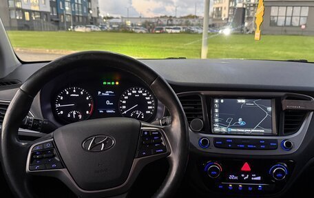 Hyundai Solaris II рестайлинг, 2018 год, 1 450 000 рублей, 12 фотография