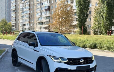 Volkswagen Tiguan II, 2021 год, 3 150 000 рублей, 3 фотография