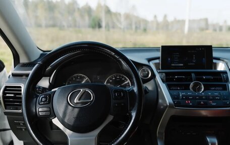 Lexus NX I, 2015 год, 2 890 000 рублей, 14 фотография