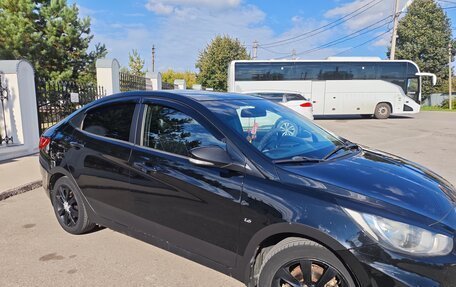 Hyundai Solaris II рестайлинг, 2012 год, 650 000 рублей, 2 фотография